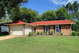 5725 Macrae St - Photo 1 of 1