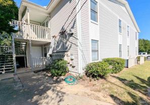 3202 Redwood Ln #D - Photo 1 of 1