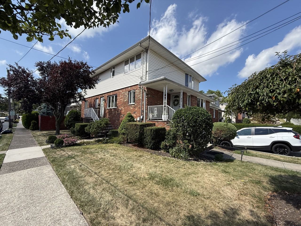 Central Boulevard #2 - Photo 2 of 8