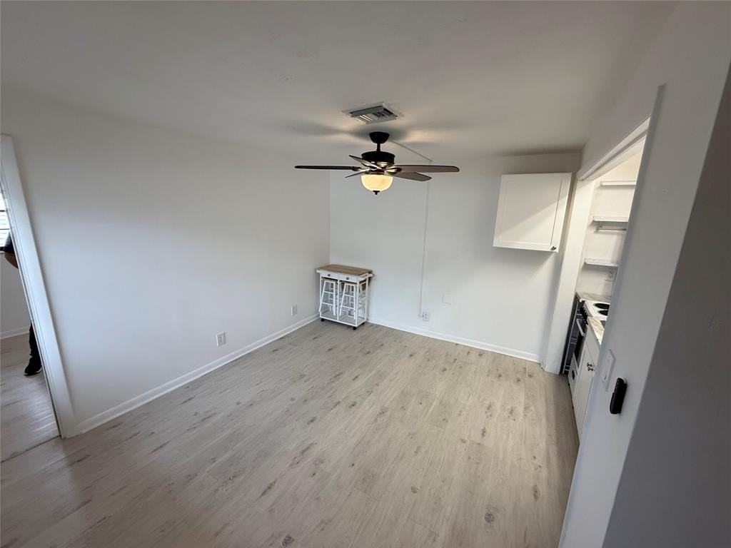 347 Elm St - Photo 7 of 15