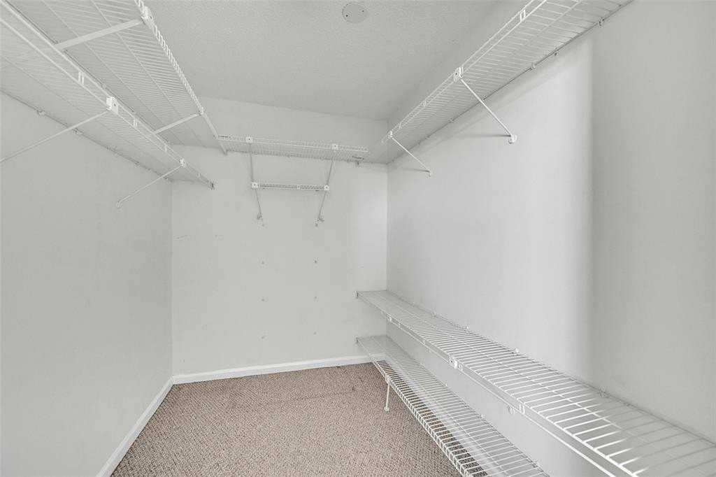 7210 Lake Circle Dr #401 - Photo 6 of 10