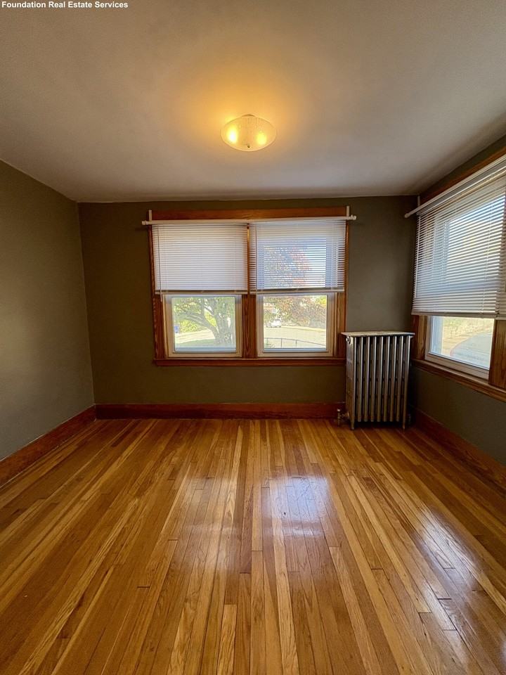 27 S Crescent Circuit #1 - Photo 5 of 15