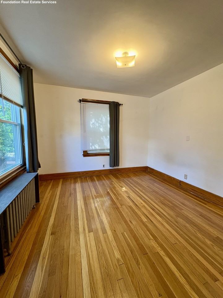 27 S Crescent Circuit #1 - Photo 6 of 15