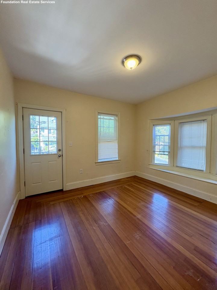 74 Brooks St #2 - Photo 4 of 21