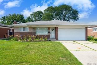 13103 Iowa Dr - Photo 1 of 1