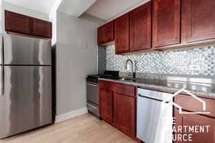 445 W Wellington Ave #04B - Photo 1 of 1