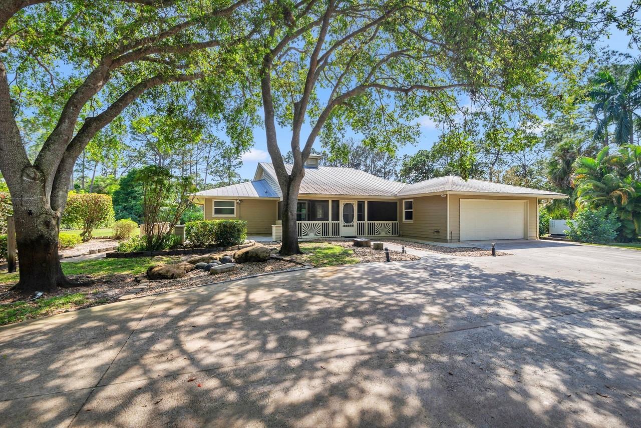 14204 Broken Wing Ln - Photo 5 of 40