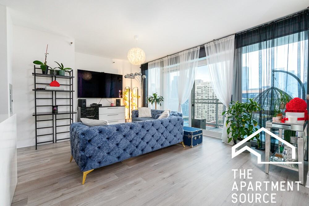 757 N Orleans St #1802 - Photo 2 of 23