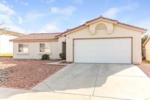 featured image of 925 Sunnyfield Way