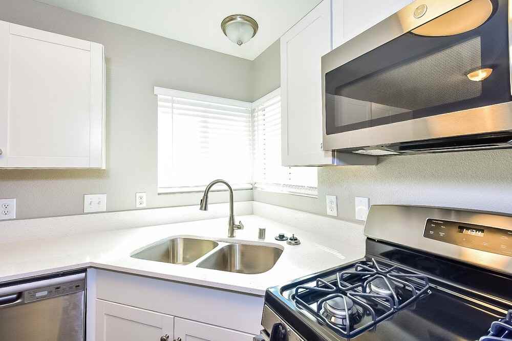 4623 Candlas Way - Photo 6 of 16