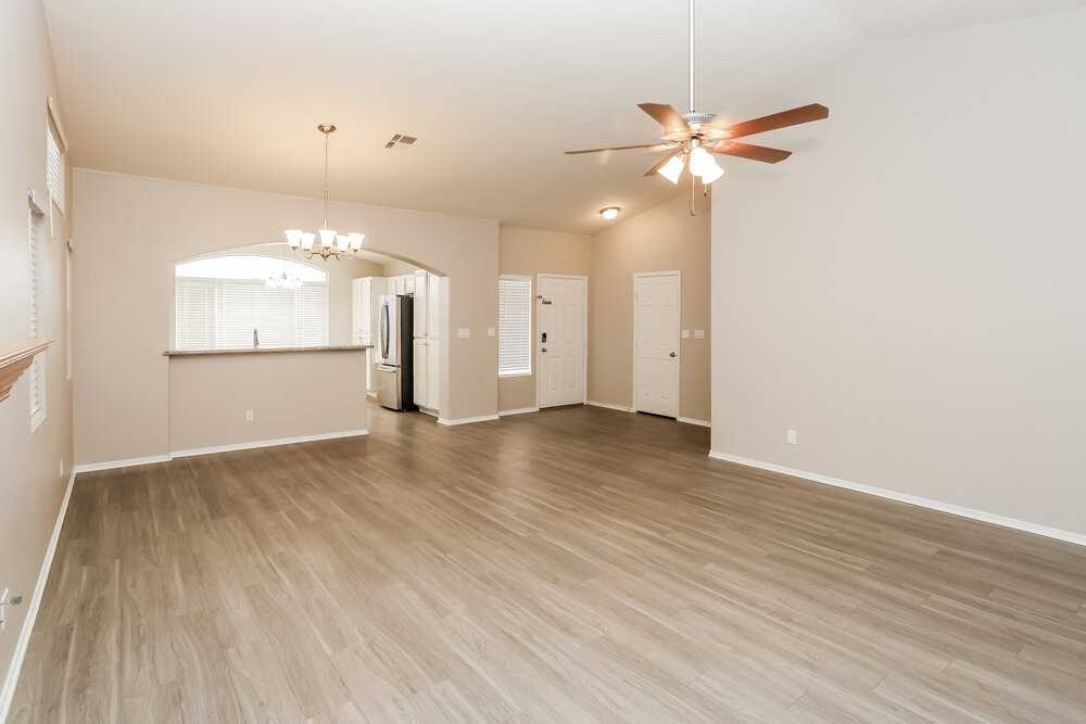 4119 Tatum Ct - Photo 4 of 16