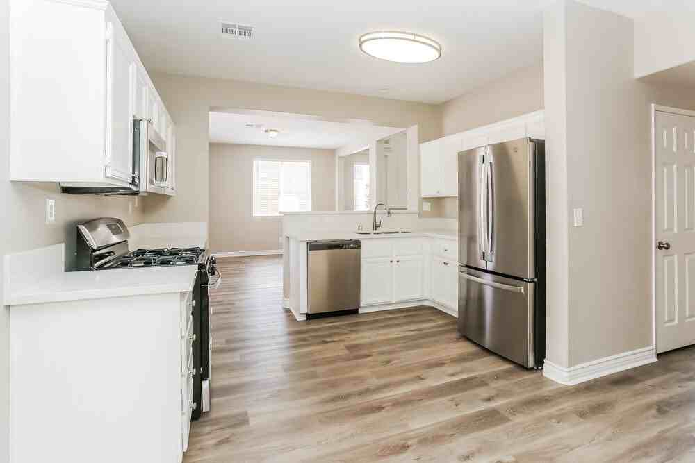5443 Cape Jasmine Ct - Photo 7 of 17