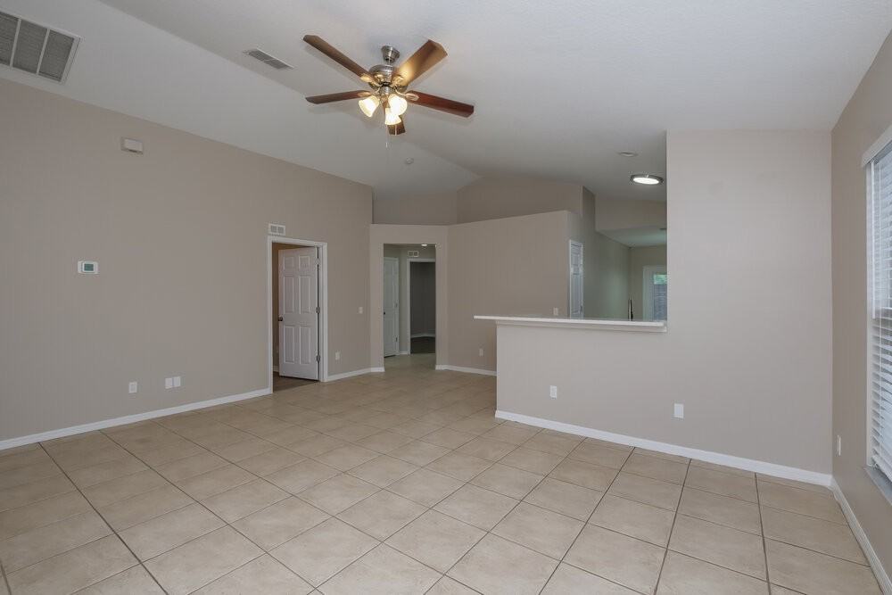 15110 Deer Meadow Dr - Photo 3 of 16