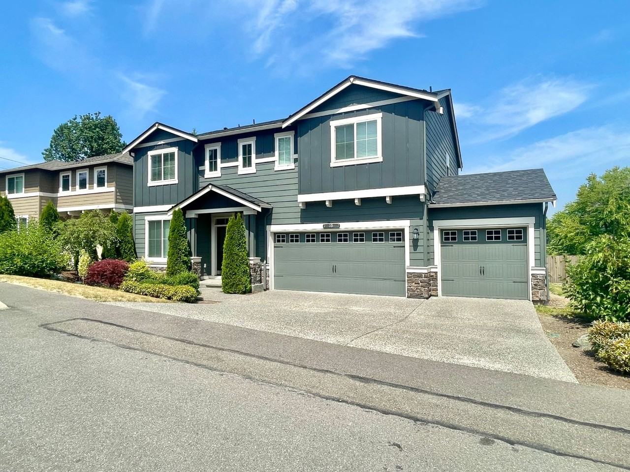 315 221st Pl Sw - Photo 2 of 31