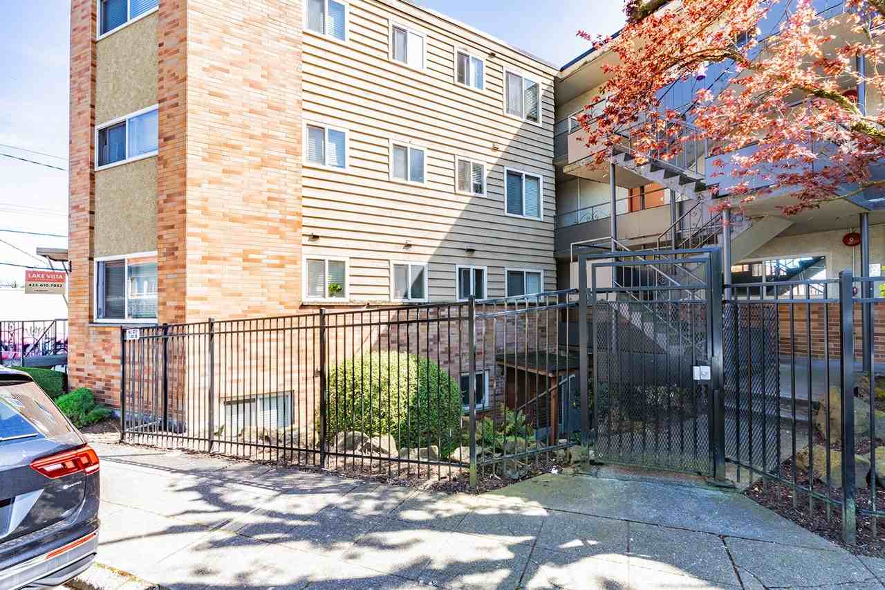 Lake Vista Apartments - Photo 7 of 33