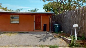 featured image of 702 Columbia St