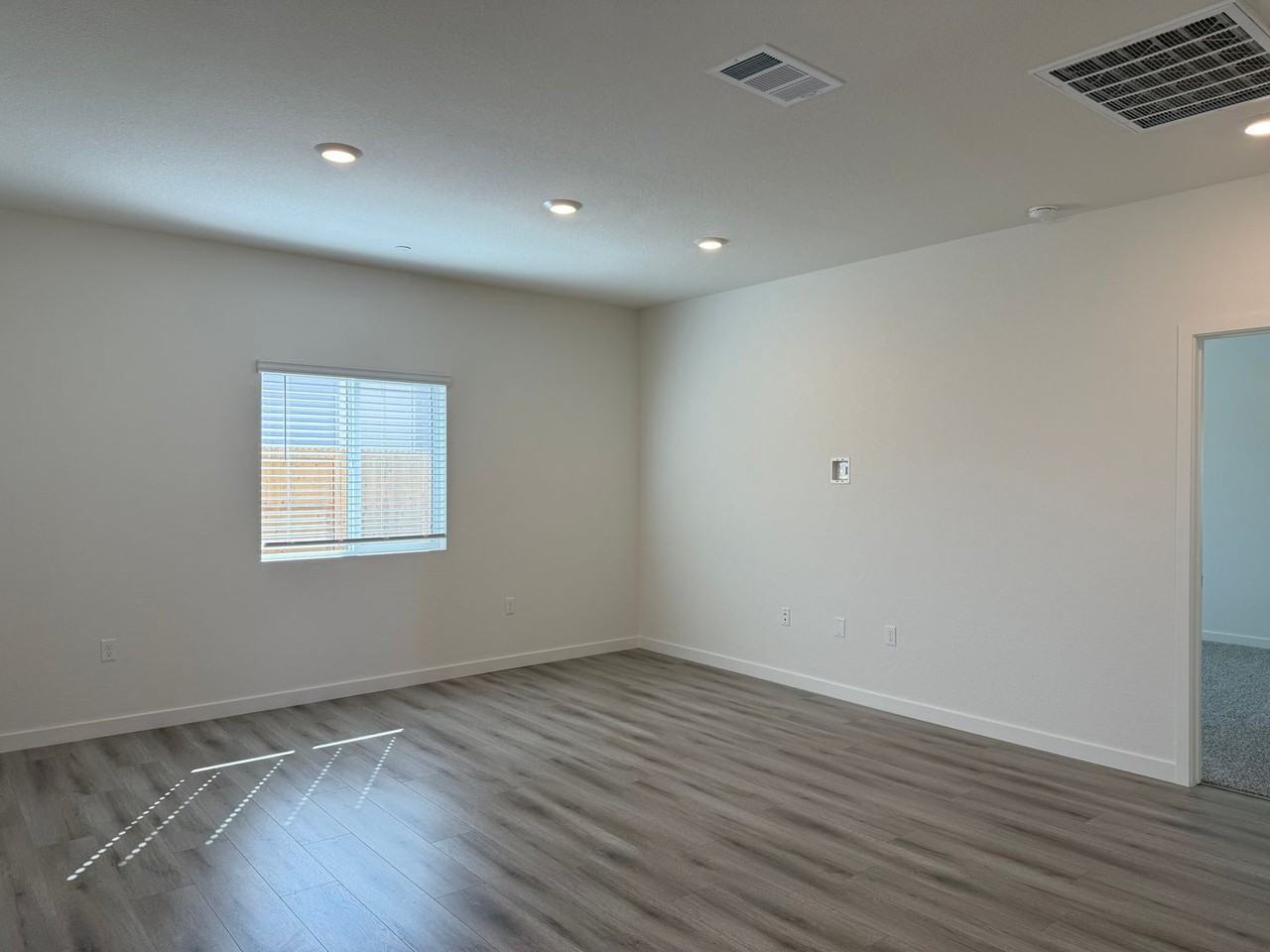 8089 Trapper Ranch Rd - Photo 3 of 17