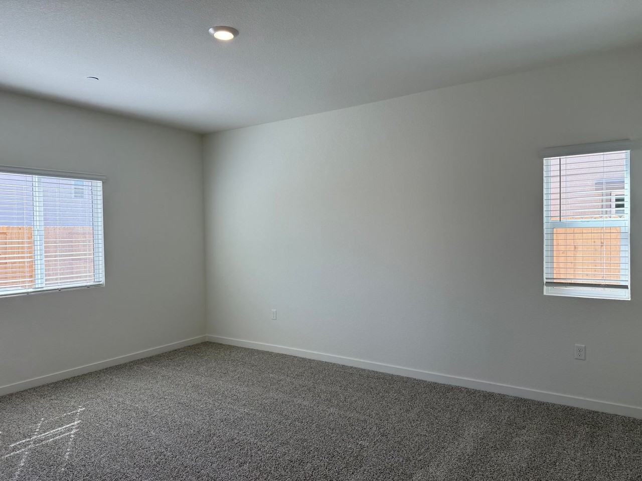 8089 Trapper Ranch Rd - Photo 5 of 17