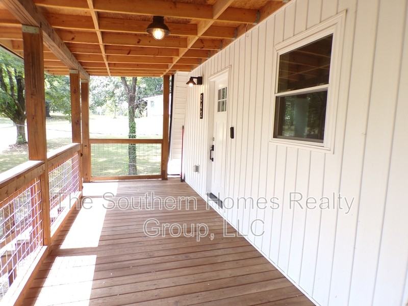 342 Grady Rd - Photo 2 of 9