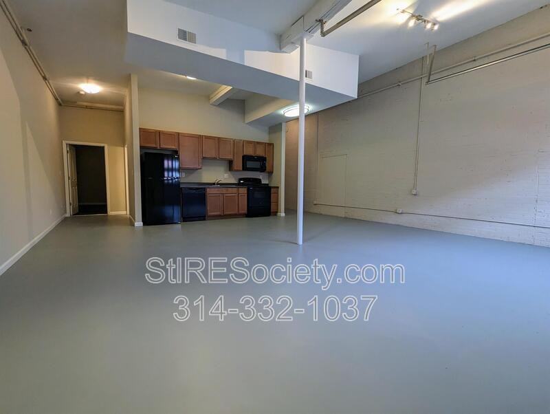 7024 Pennsylvania Ave - Photo 3 of 11