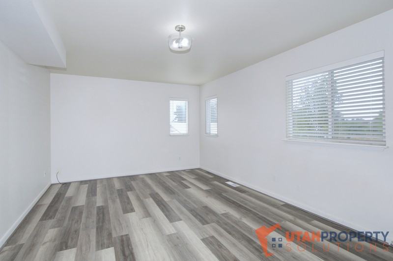 84 Northwest - Photo 3 of 18
