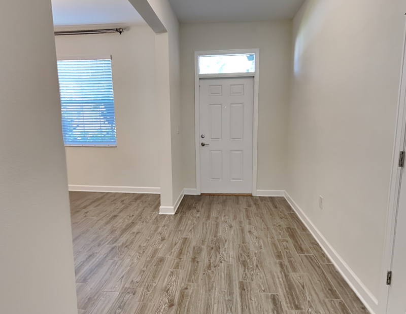 472 Brunswick Dr - Photo 2 of 22