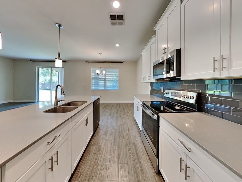 472 Brunswick Dr - Photo 4 of 22