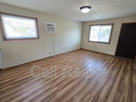 5227 N Crestline St - Photo 1 of 1