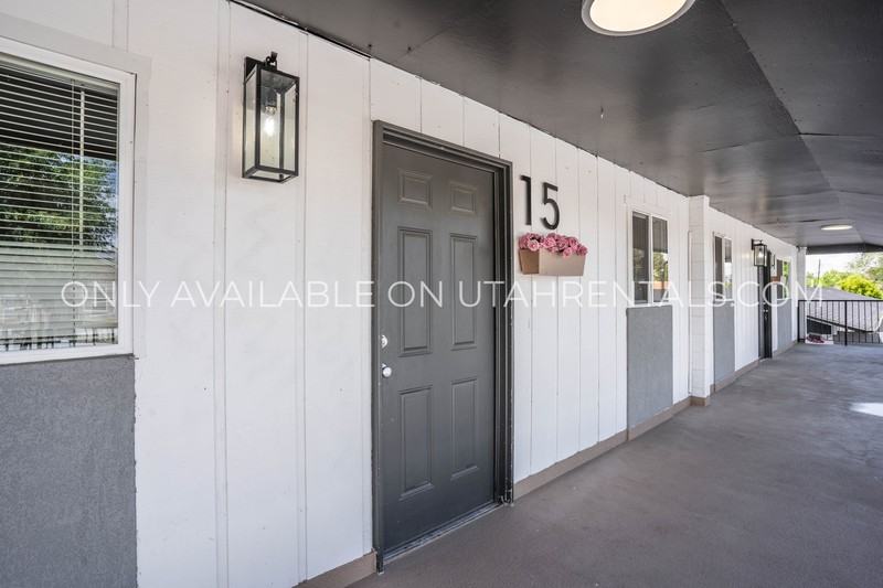 425 Sw #15 - Photo 2 of 20