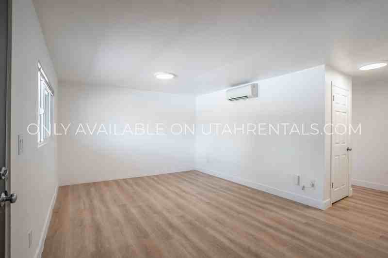 425 Sw #15 - Photo 3 of 20