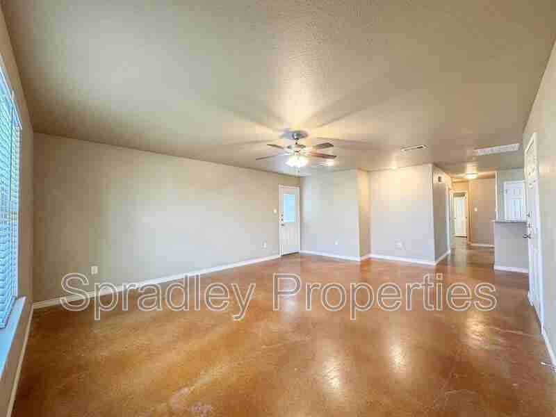 1537 Chance Court - Photo 2 of 13