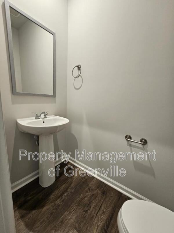 416 Marion St - Photo 2 of 20