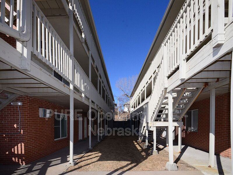 616 N 46th St #11 - Photo 5 of 24