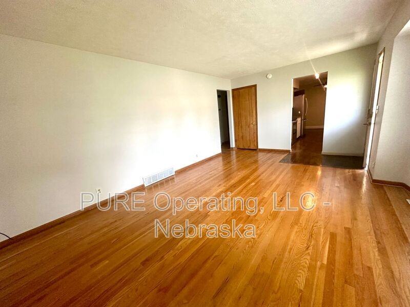 12143 Ohern St - Photo 7 of 34
