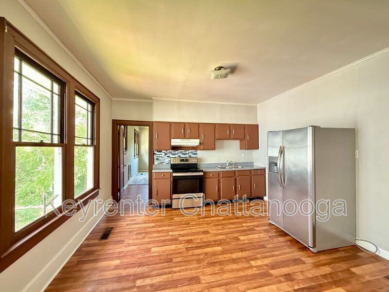 112 South Seminole Drive #A - Photo 3 of 8