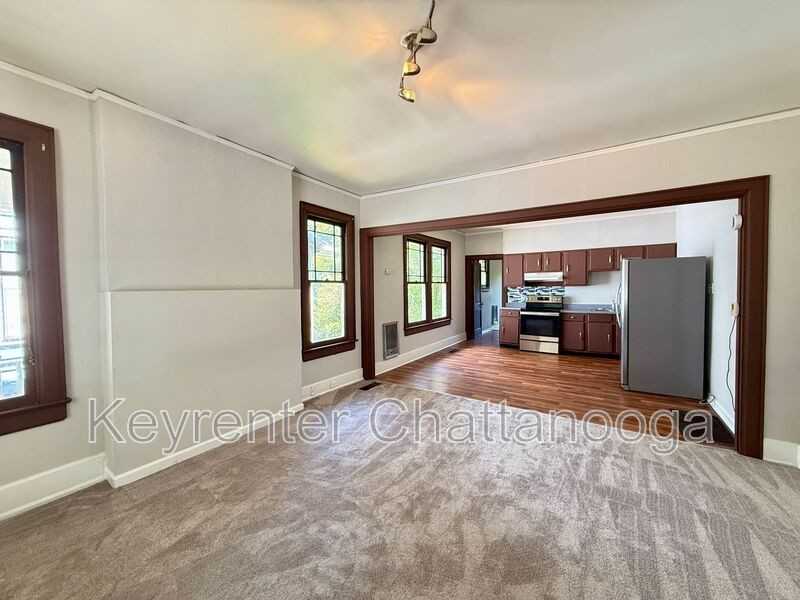 112 South Seminole Drive #A - Photo 7 of 8