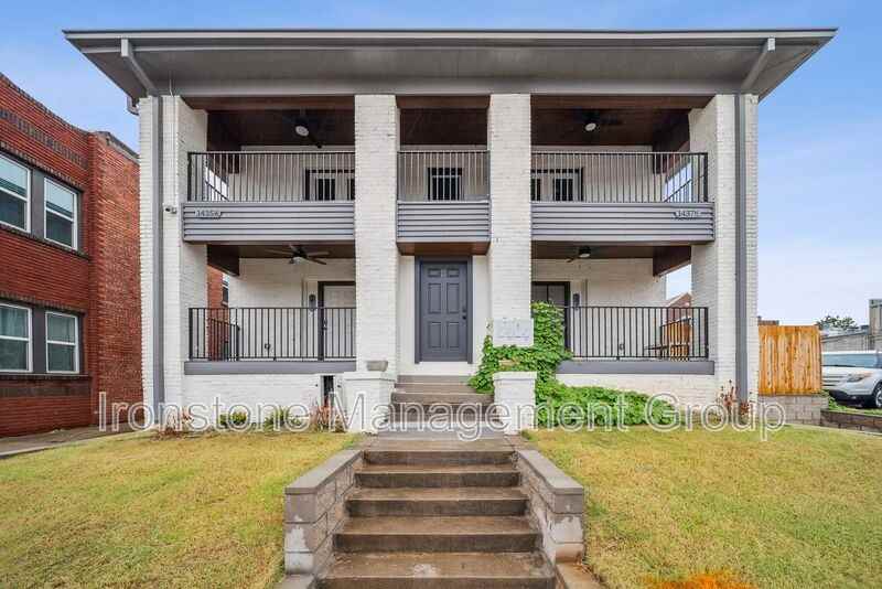 1435 S Peoria Ave - Photo 2 of 28