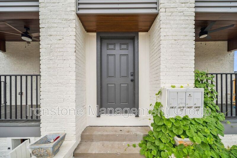 1435 S Peoria Ave - Photo 3 of 28