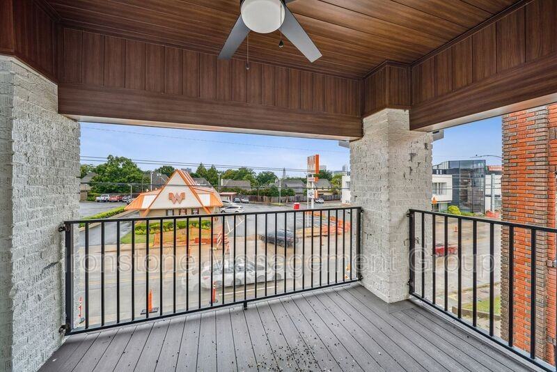 1435 S Peoria Ave - Photo 4 of 28