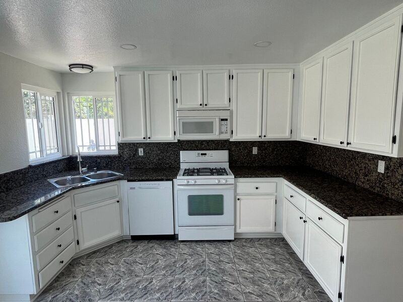 24402 Calle Tassjara - Photo 5 of 18