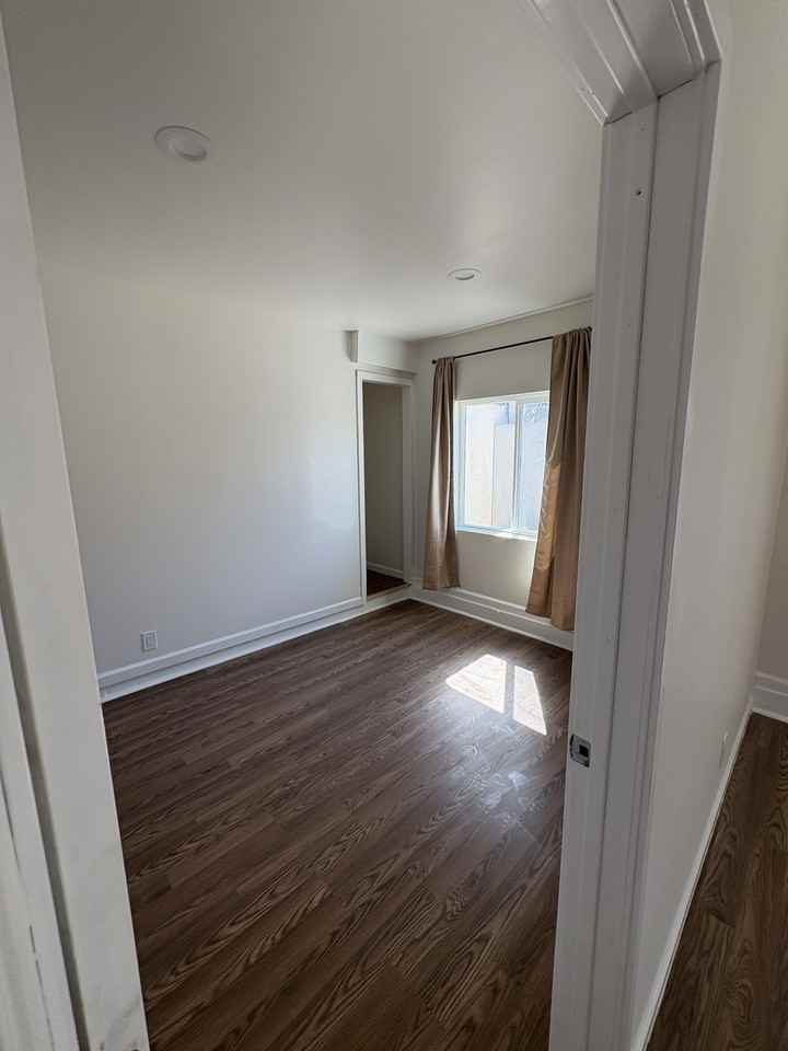 3319 W 63rd St #3319 - Photo 7 of 7