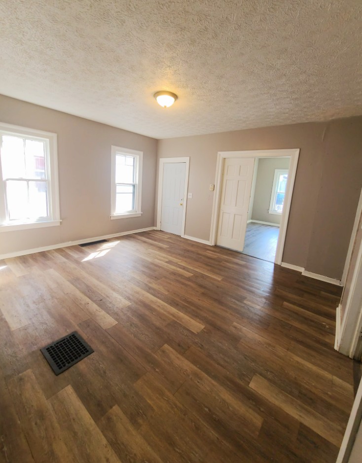 26 Fien St - Photo 3 of 11