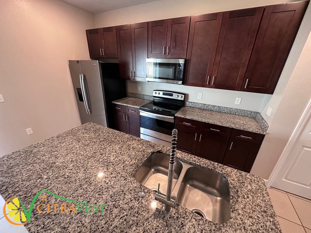 383 Marion Oaks Trl - Photo 4 of 13