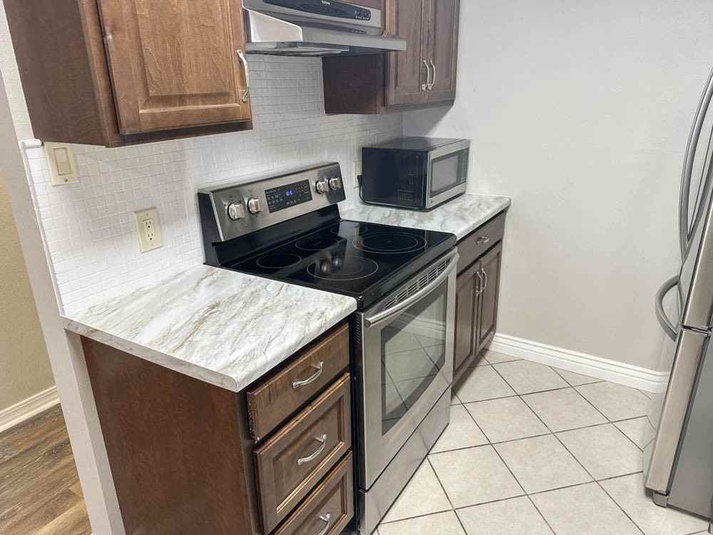 1243 N Washington St #306 - Photo 7 of 32