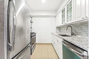 4232 147th St #U7B - Photo 1 of 1