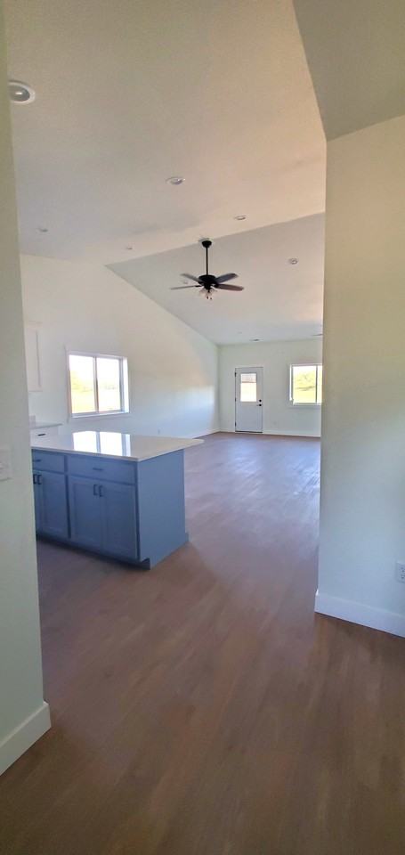 1229 Wisteria Ln - Photo 4 of 28