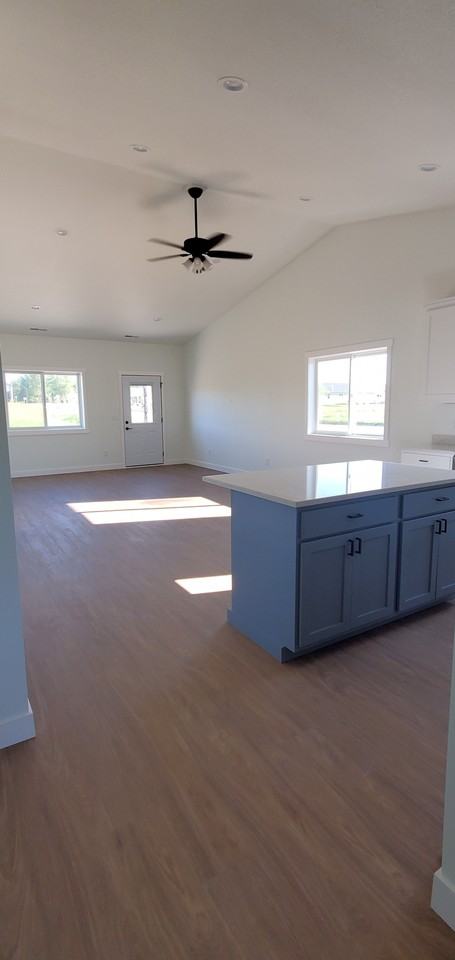 1231 Wisteria Ln - Photo 3 of 22