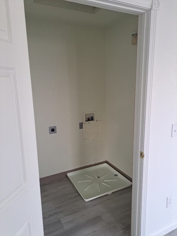 210 &N. Grant Street - Photo 3 of 7