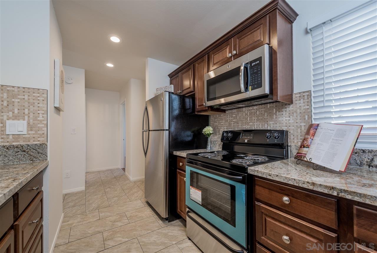 4186 Mount Alifan Pl #C - Photo 4 of 15