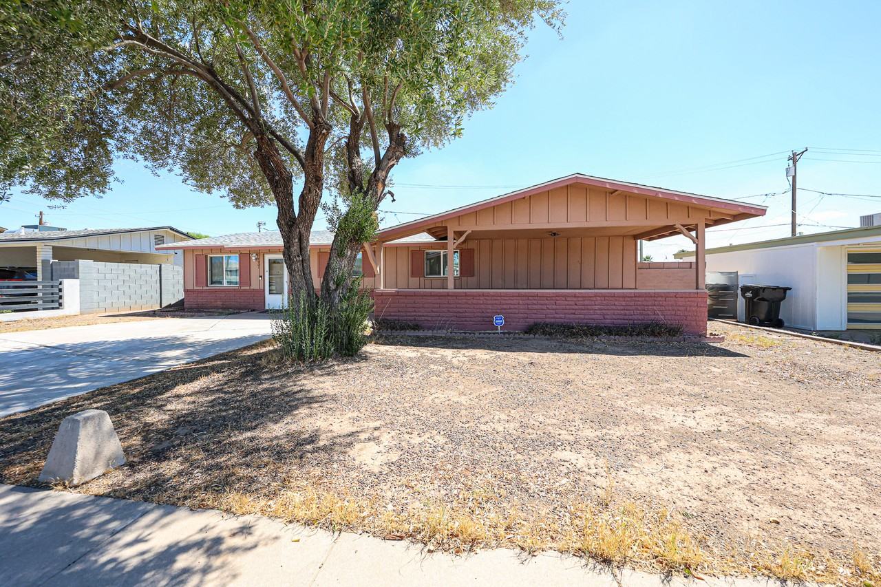 7901 Kimsey Lane - Photo 4 of 36